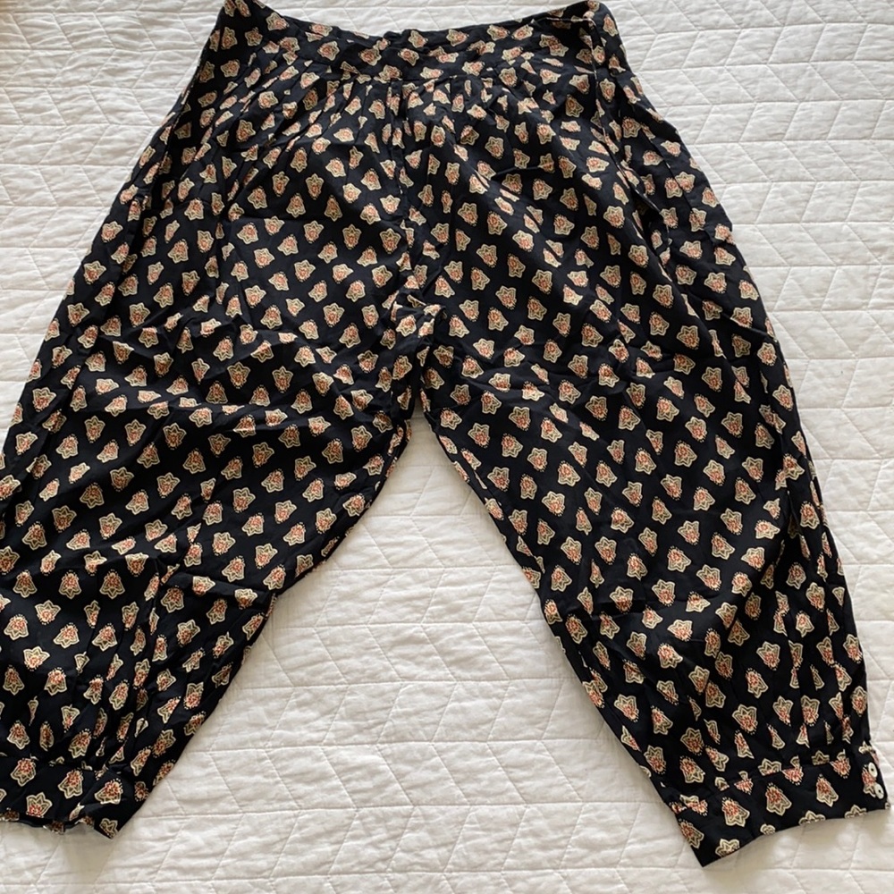 NWOT - Oversized harem FP pants
